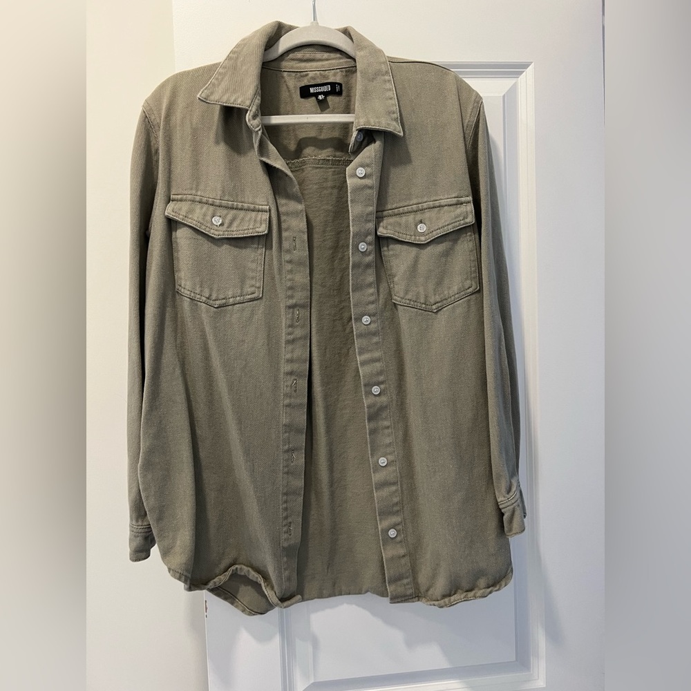 Missguided| Khaki Mid-Length Shaket